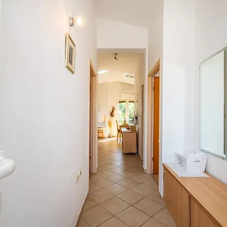 Dadic Appartamento Bibinje